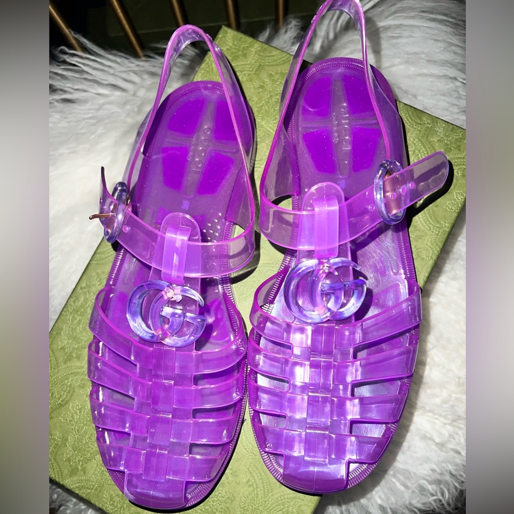 GUCCI JELLY SANDALS PURPLE